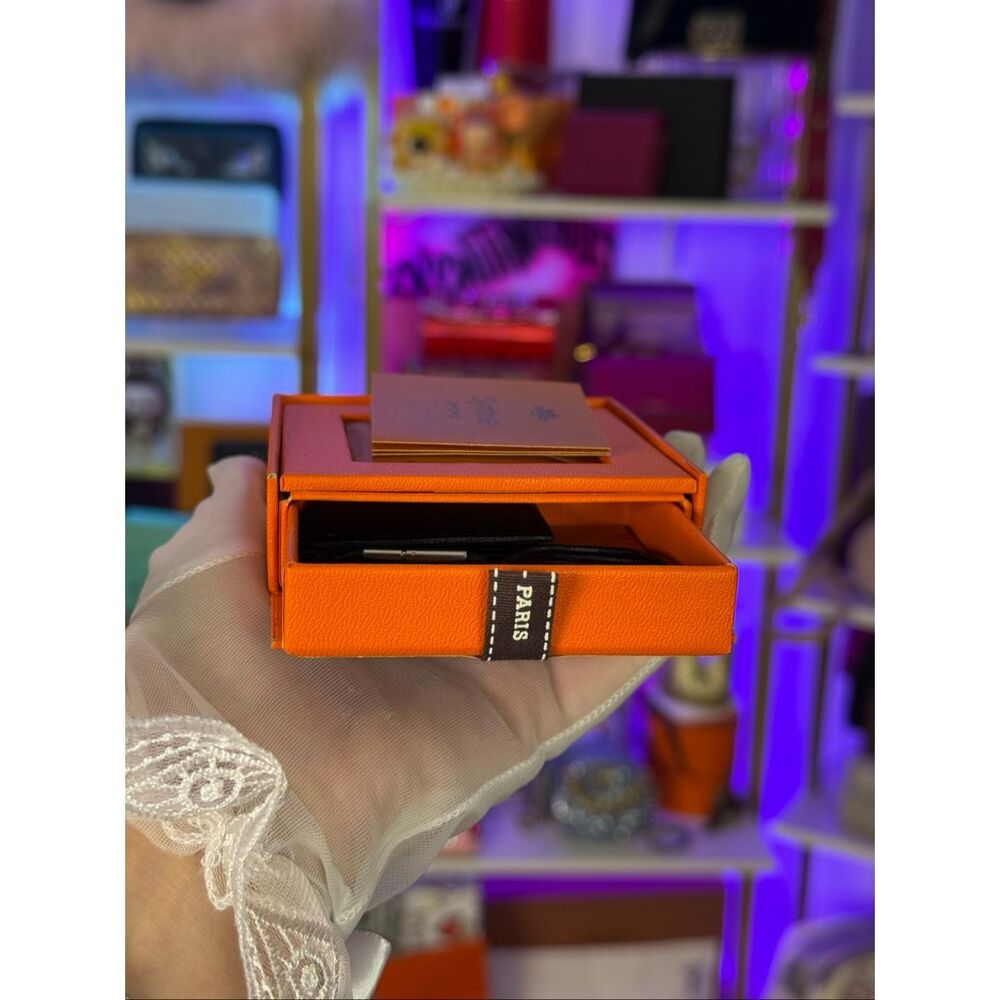 New In Box HERMES Symbole 2000 Symbol Plate Pendant Necklace Pair - Picture 12 of 12